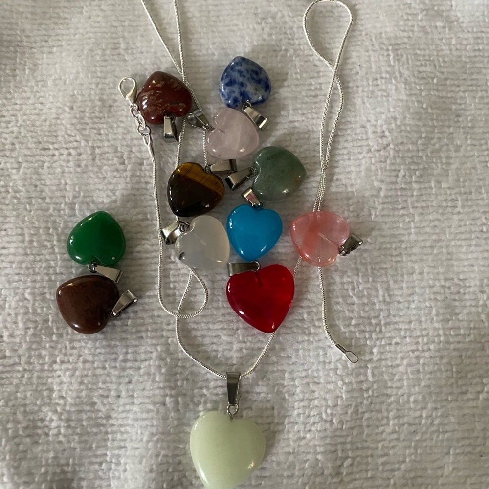 Heart Shaped Healing Crystals Pendant Necklace